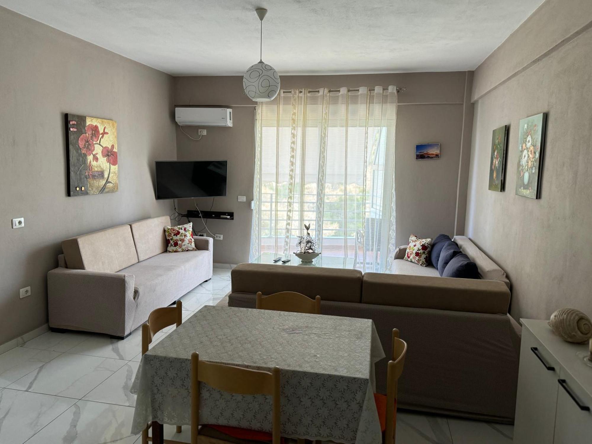 Oni'S Apartments Sarandë エクステリア 写真
